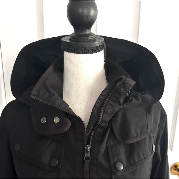 Lululemon Black Out and About Hooded Jacket 8 EUC - Picture 3 of 16